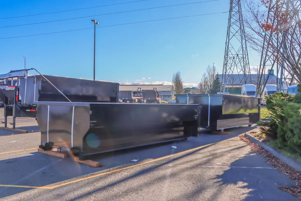 Professional dumpster rental and junk removal service in Oak Hills